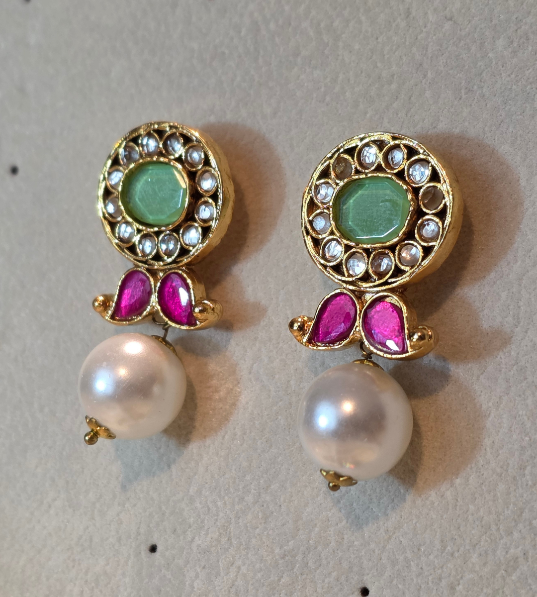 gold-plated multi-color baali