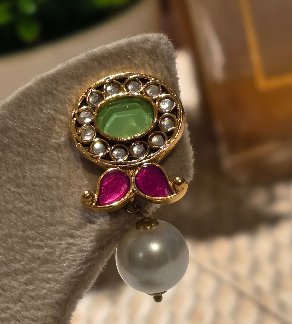 gold-plated multi-color baali