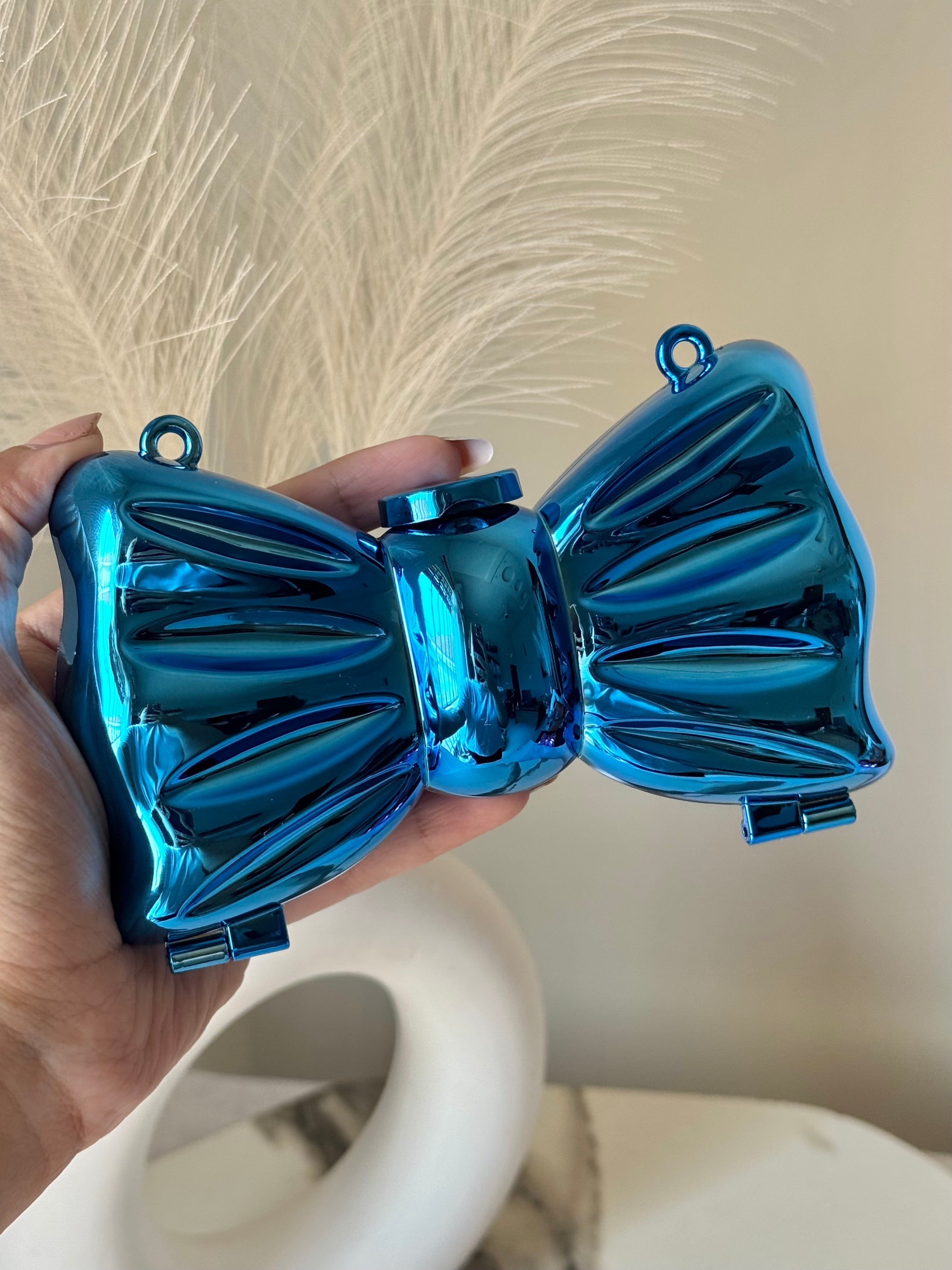 Bow Clutch - Blue with Chain