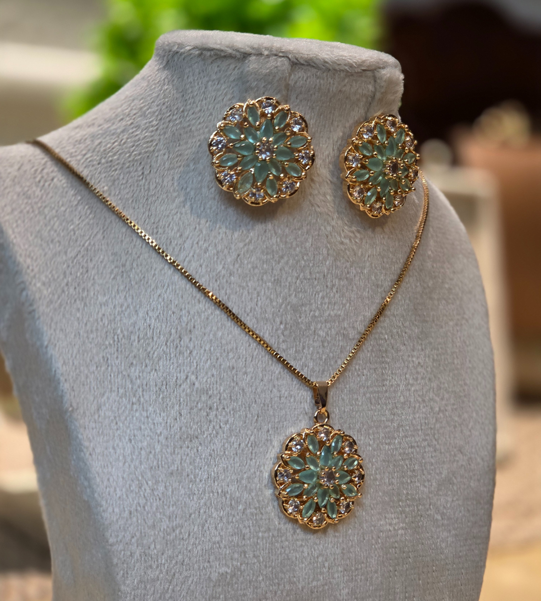 Gold-Plated Floral Pendant and Earring Set (Stone Color= Emerald)