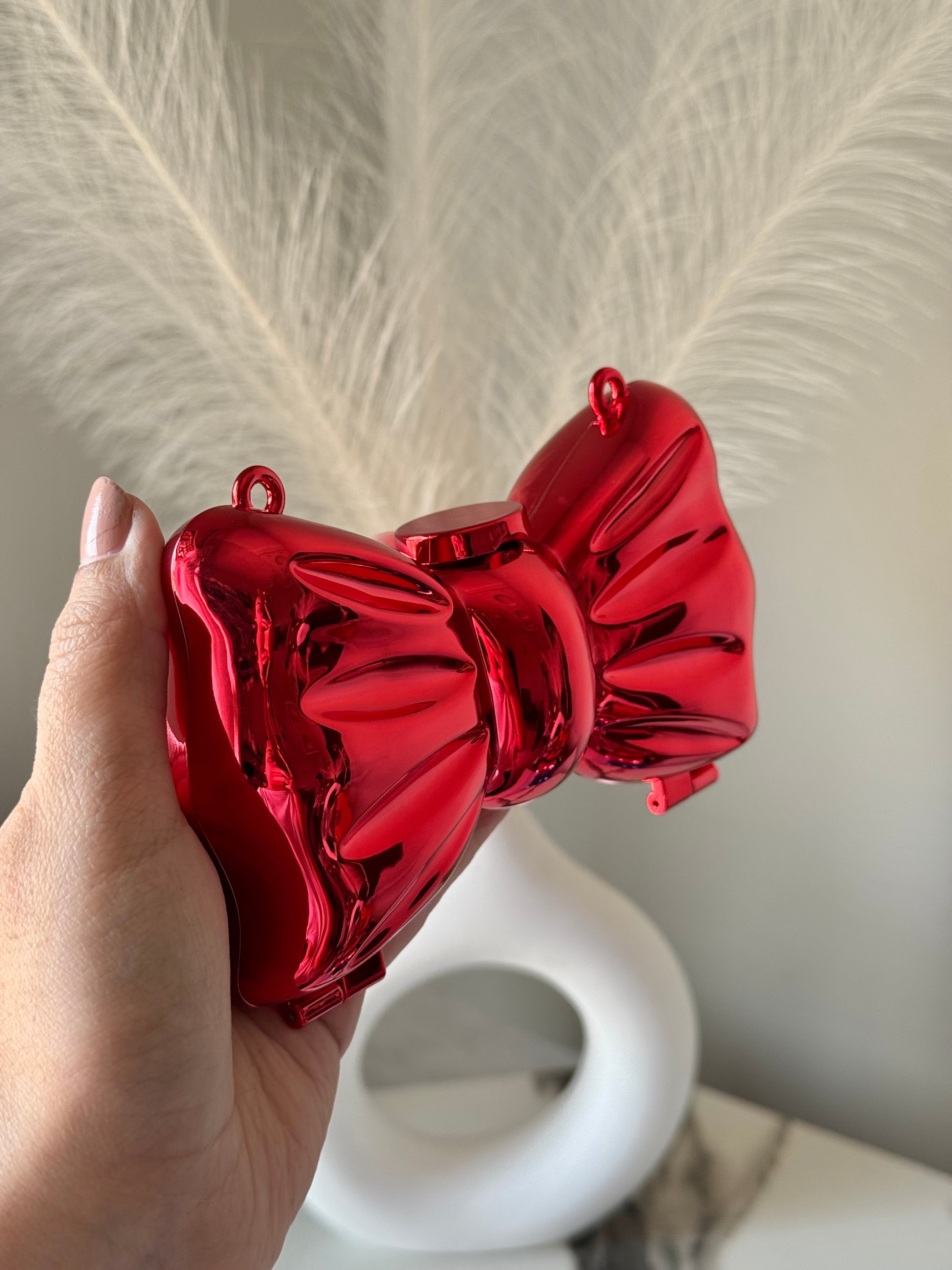 Bow Clutch - Red with Chain