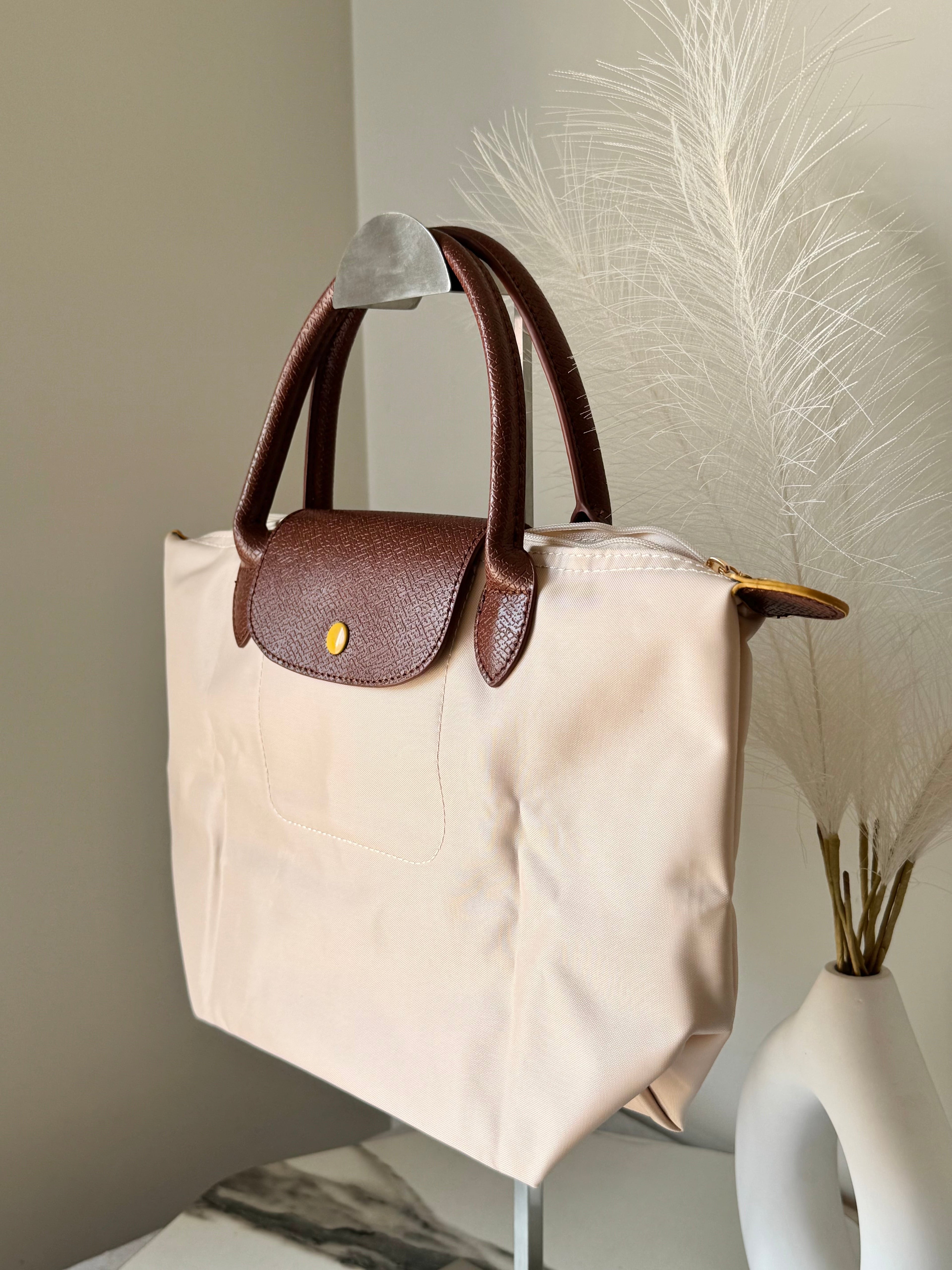 Longchamp Tote MEDIUM - Paper White (NO LOGO)