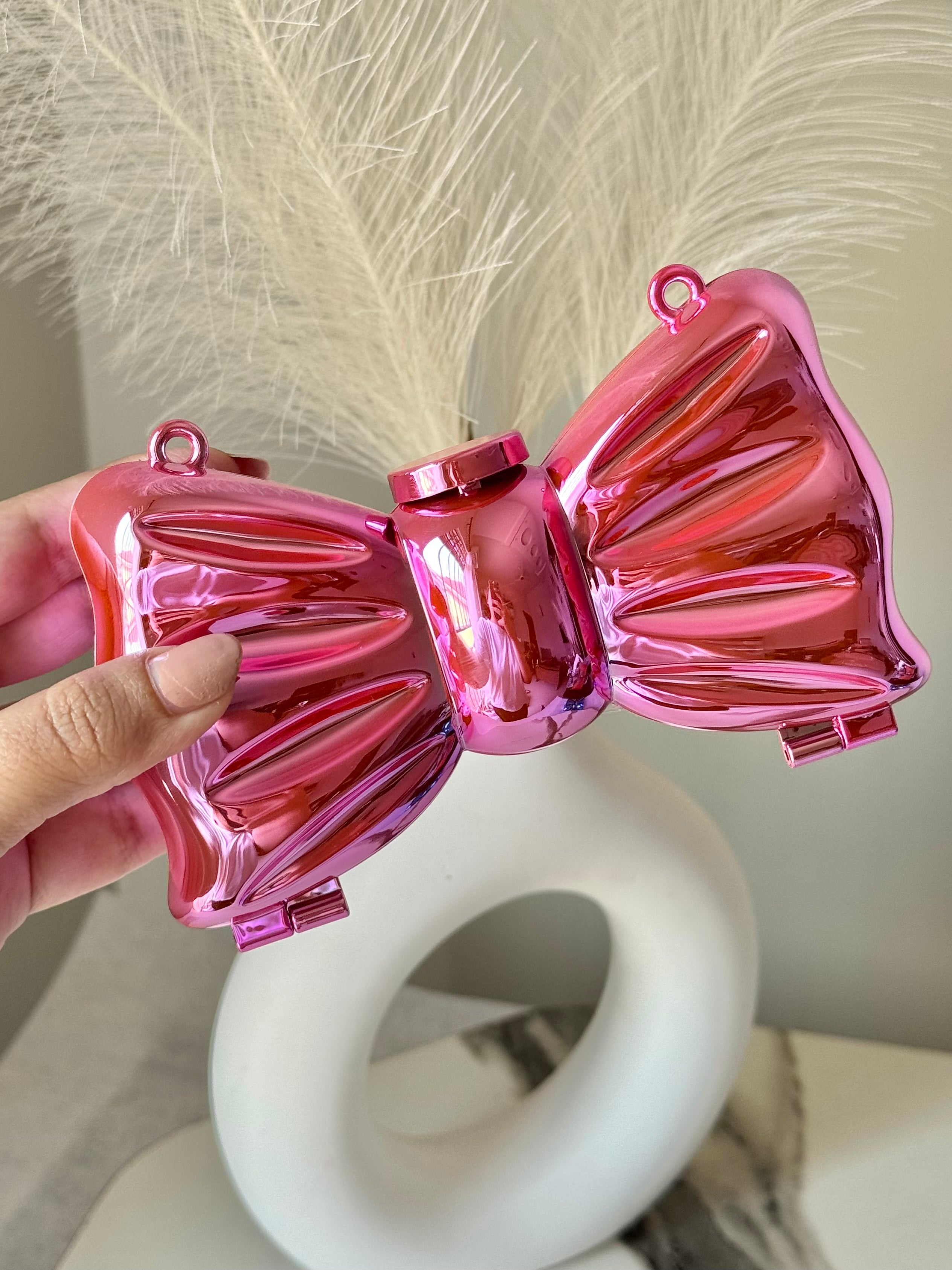 Bow Clutch - Pink with Chain